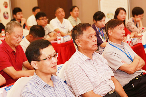 江蘇地區(qū)故事沙龍代表朱聞麟、葉林生、徐鳳清